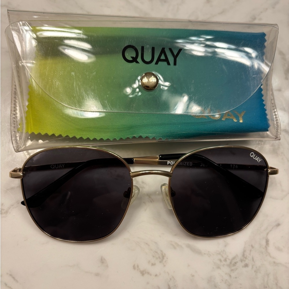 Quay Jezabell sunglasses